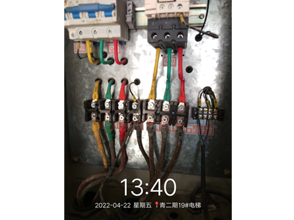 岳麓青城二期項(xiàng)目--塔吊、電梯月檢
